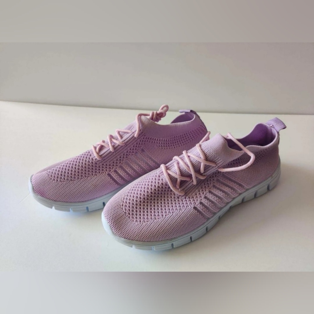 Women's Pink Walking Shoe Sneakers 38 US size 7.5 - Picture 1 of 5